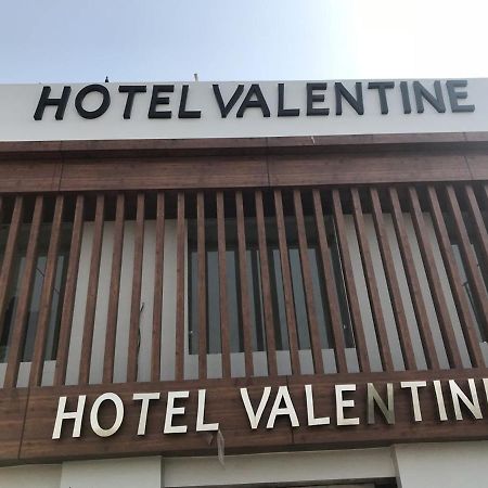 Hotel Valentine Muzaffarnagar Dış mekan fotoğraf